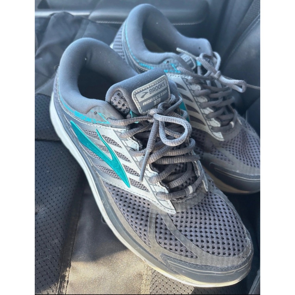 Brooks Addiction 13 Mens Running Shoes Grey Teal  Size 10.5 Wide D